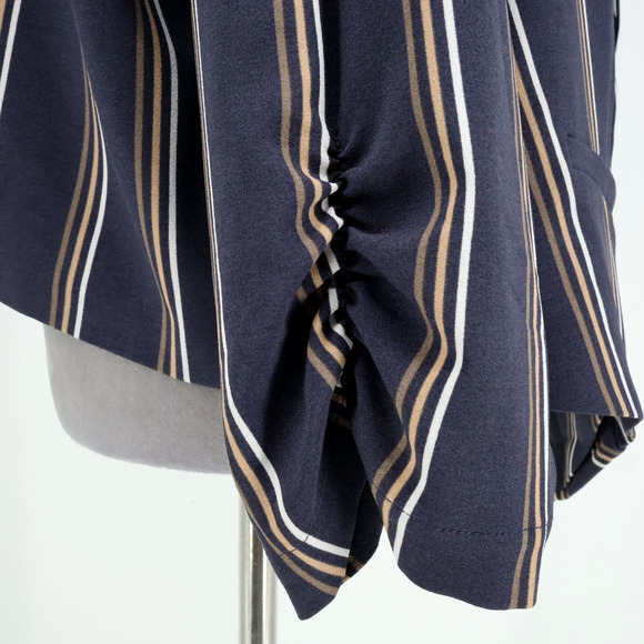 Torrid Jacket 3 Plus Size 3X Gray Striped Crop Open Shawl Collar Pockets Lined - Picture 11 of 15